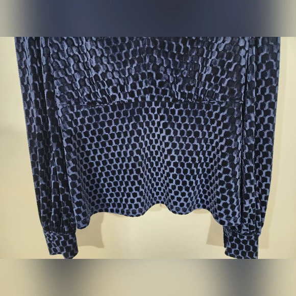 Eva Franco Velvet v-neck puff sleeve top womens size small - Picture 6 of 8